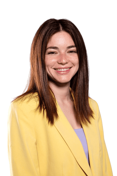 medium-shot-smiley-woman-posing